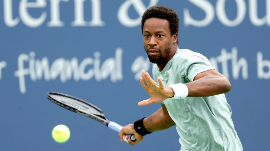 Monfils upsets Norrie in Cincinnati, Jabeur through 