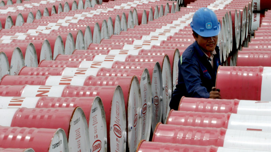 Il petrolio è in calo in avvio, wti -0,13%