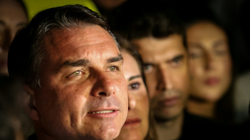 Bolsonaro, en posici&oacute;n de fuerza ante Lula impulsado por una ola conservadora en Brasil