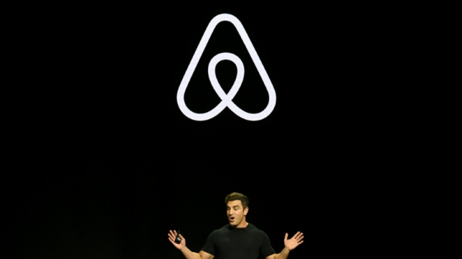 El Gobierno español ordena a Airbnb que retire más de 65.000 anuncios ilegales de viviendas turísticas