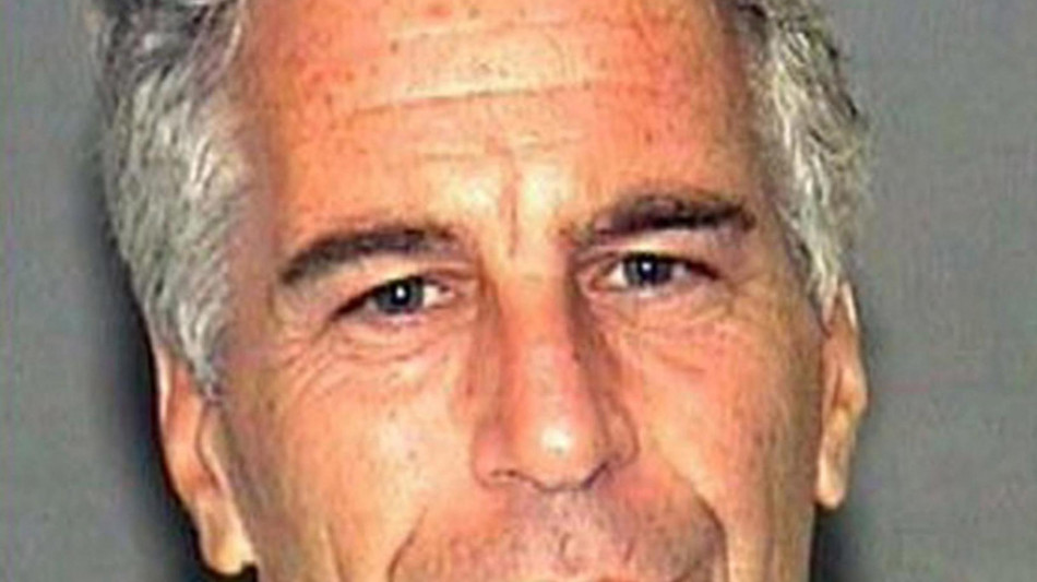 Epstein smentisce Trump, 'ero con lui il Thanksgiving 2017