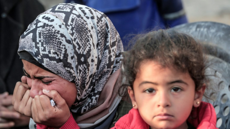 Gaza: les n&eacute;gociations pour une tr&ecirc;ve reprennent, premier largage d'aide am&eacute;ricaine