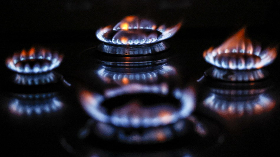 ++ Arera, a settembre il prezzo del gas aumenta del 12,7% per i vulnerabili ++