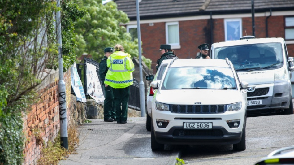 Attaque au couteau &agrave; Belfast: incidents lors des manifestations malgr&eacute; les appels au calme