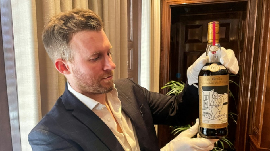 Whisky schl&auml;gt bei Londoner Auktion mit Verkaufspreis von 2,1 Millionen Euro Rekorde