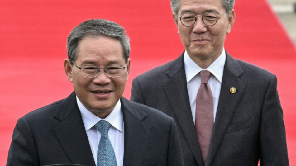 Los primeros ministros de China y Jap&oacute;n llegan a Se&uacute;l para una cumbre trilateral