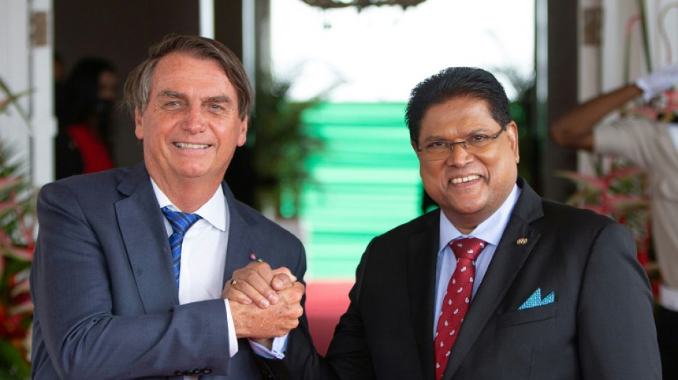 Bolsonaro cuts short official trip after mother dies