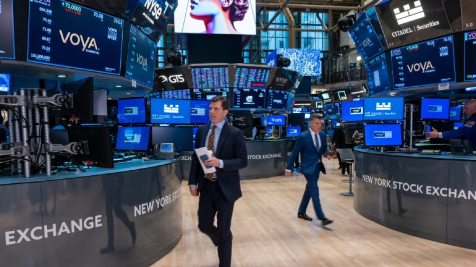 Jerome Powell (Fed) &eacute;carte une prochaine hausse des taux, Wall Street grimpe