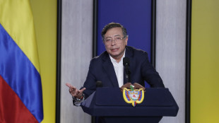 Il presidente colombiano riorganizza i vertici militari in vista del 2026