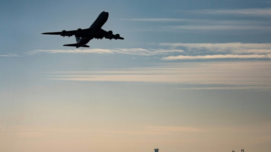 Union pocht auf inl&auml;ndische Fachkr&auml;fte im Kampf gegen Flughafen-Chaos