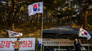 Manifestantes truncan la jubilaci&oacute;n tranquila del expresidente surcoreano 