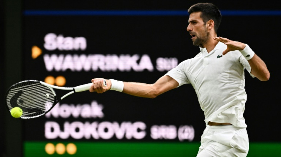 Djokovic defeats Wawrinka at Wimbledon to make last 16