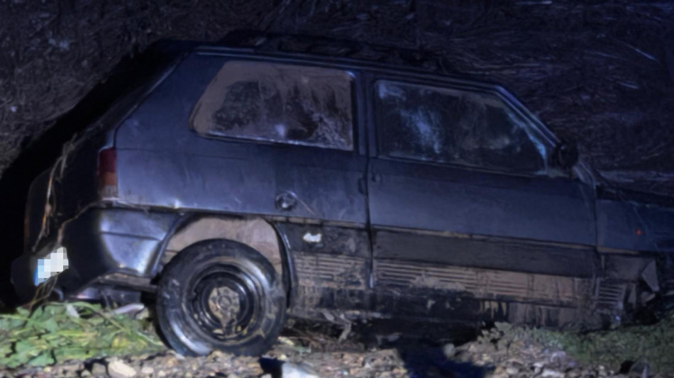 Auto nel torrente ad Enna per il maltempo, un disperso