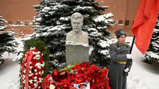 Zwischen Heldenkult und Abscheu - Moskauer gespalten zum 70. Todestag Stalins