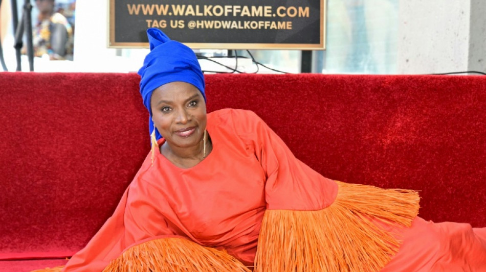 Angelique Kidjo, primera cantante africana inmortalizada en el Paseo de la Fama de Hollywood