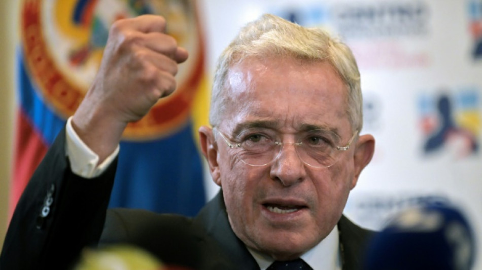 La defensa del expresidente colombiano &Aacute;lvaro Uribe pide anular los cargos de soborno