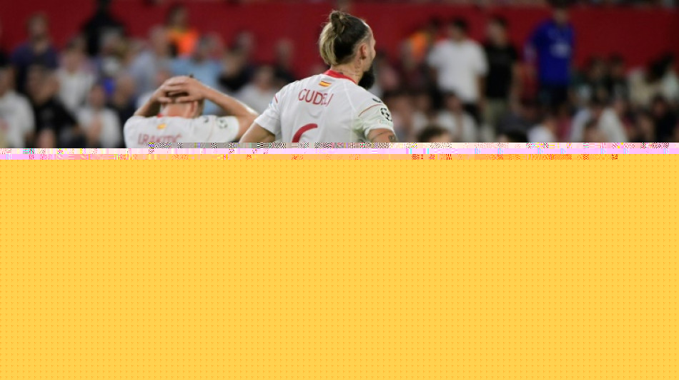El Sevilla naufraga ante el Dortmund y destituye a Lopetegui