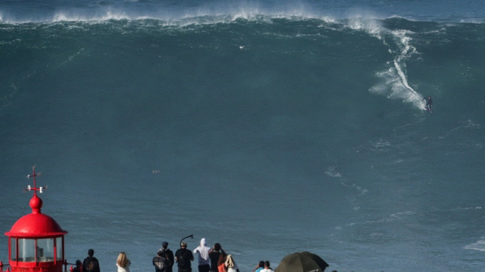 L'Allemand Sebastian Steudtner nouveau d&eacute;tenteur du record de la plus grosse vague surf&eacute;e