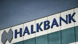 Rev&eacute;s judicial en EEUU para banco turco Halkbank acusado de violar sanciones a Ir&aacute;n