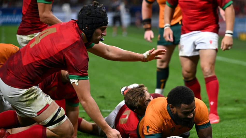 Australia beat Portugal to keep Rugby World Cup progress hopes alive