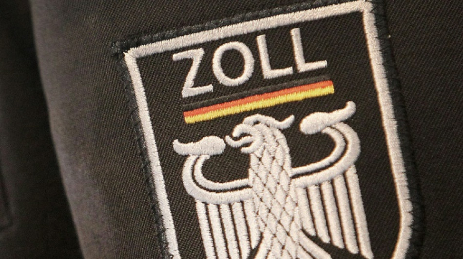 Lindner w&uuml;rdigt Zoll auf "Spitzenniveau" als wichtigen Standortfaktor