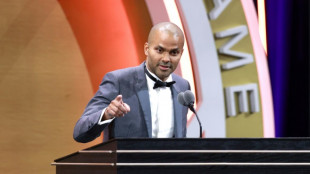 NBA's Popovich, Parker, Wade, Gasol & Nowitzki join Hall of Fame