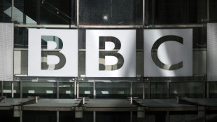 La BBC reprend son enquête contre son présentateur vedette Huw Edwards
