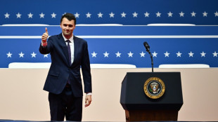 Ativista de direita Charlie Kirk é baleado em universidade nos EUA