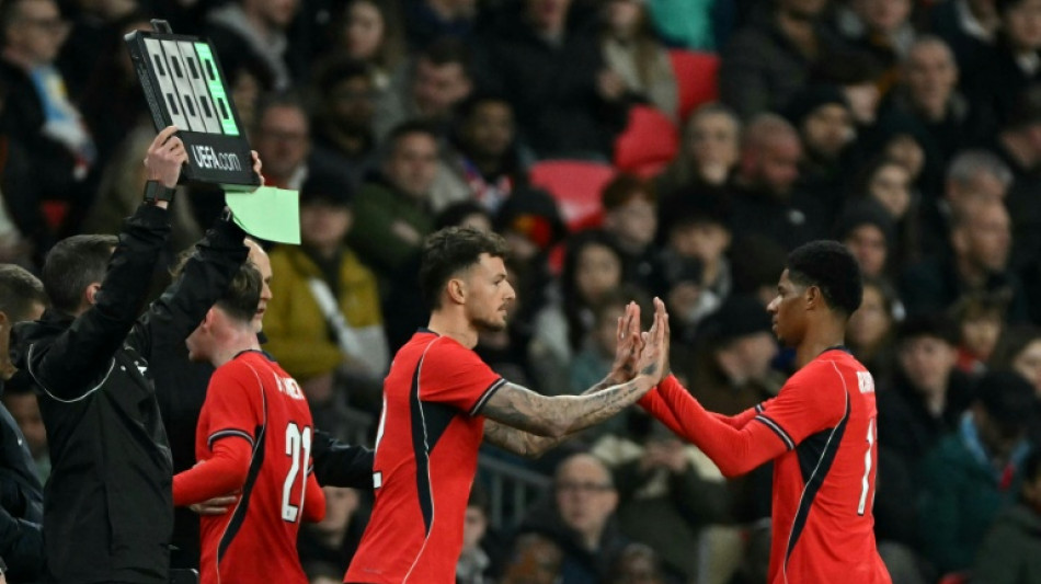 Tuchel disappointed after England fans boo White