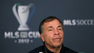 Revolution coach Arena on leave amid 'inappropriate remarks' probe