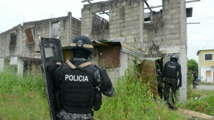 Ecuador declara estado de excepci&oacute;n en 7 de las 24 provincias por escalada de violencia