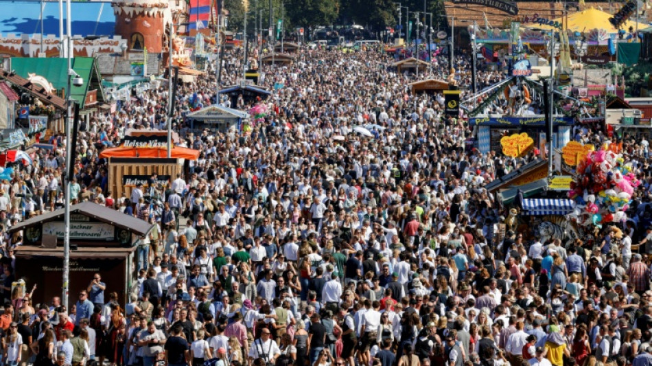 La Fête de la bière de Munich fermée après un incendie suivi d'une explosion
