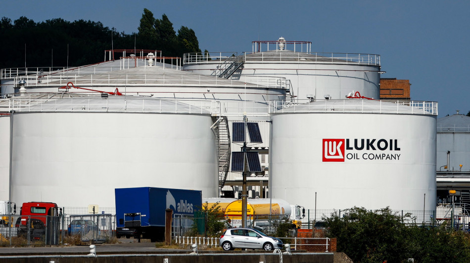 Usa, 'nuove sanzioni contro Mosca, colpite Rosneft e Lukoil'