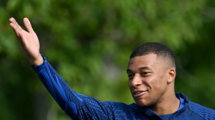 Mbappe tells PSG he will leave when contract ends in 2024