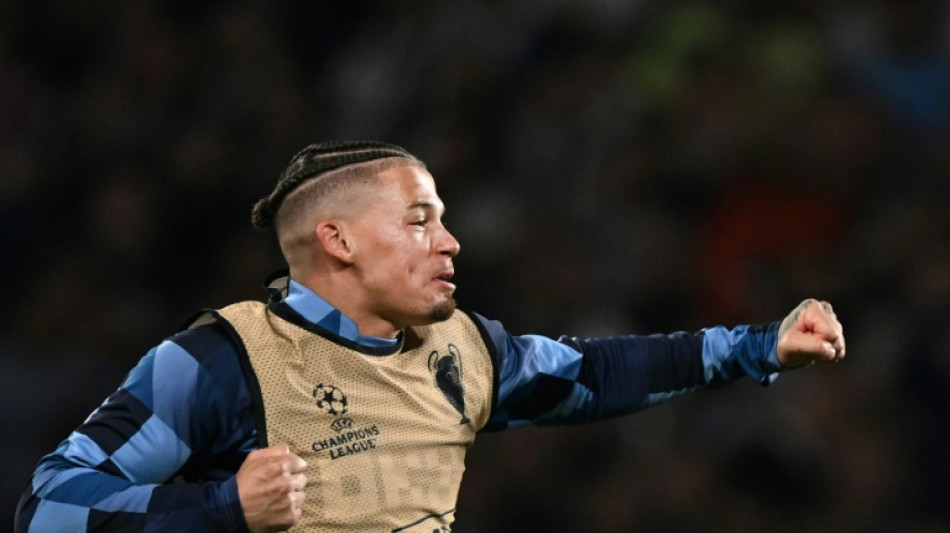 Phillips vows to fight for Man City future