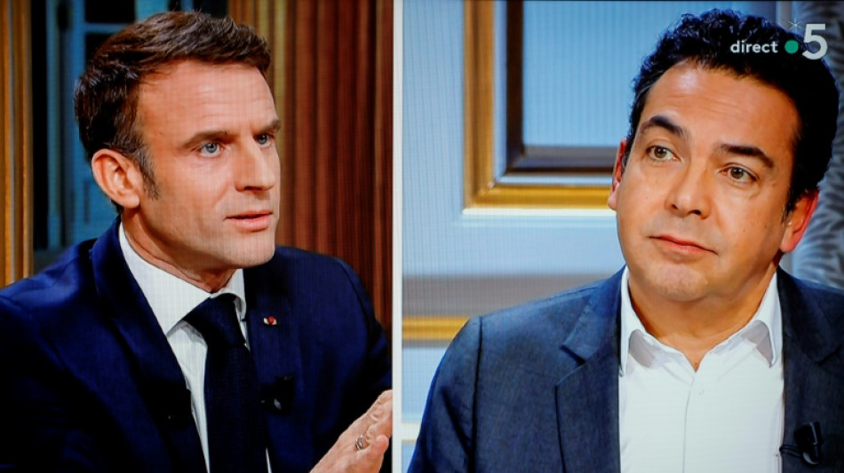 Pr&egrave;s de 3 millions de t&eacute;l&eacute;spectateurs ont &eacute;cout&eacute; Macron dans "C &agrave; vous", record pour France 5