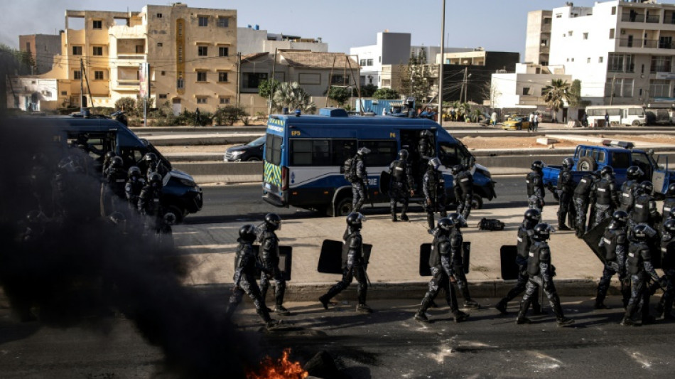Crise au S&eacute;n&eacute;gal: heurts devant l'Assembl&eacute;e avant un d&eacute;bat crucial