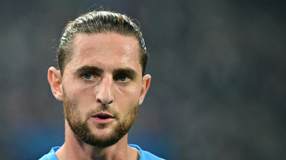 Olympique de Marselha coloca Rabiot e Rowe &agrave; venda ap&oacute;s 'comportamento inaceit&aacute;vel'
