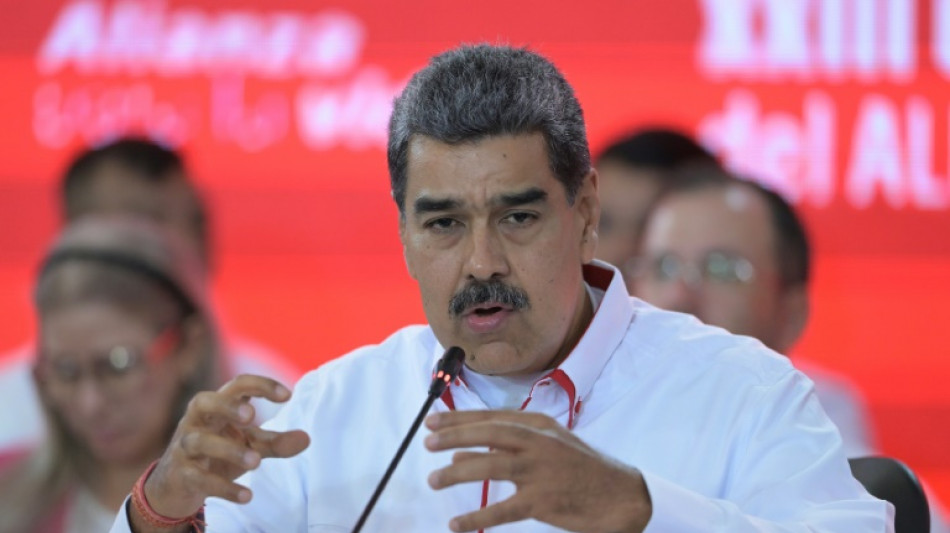 Venezuela firma convenio con Turqu&iacute;a para explotar oro en zona arrasada por miner&iacute;a ilegal