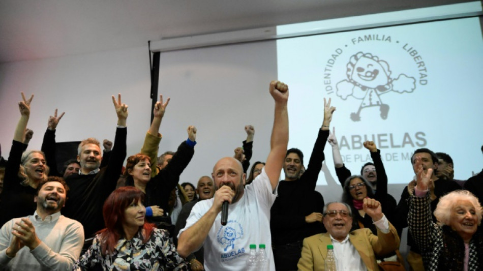 Av&oacute;s da Pra&ccedil;a de Maio encontram o neto 133, sequestrado pela ditadura argentina