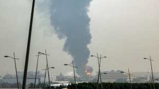 Flughafen von Dubai nimmt Betrieb nach Drohnenvorfall und Brand teilweise wieder auf