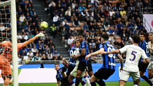 Inter suffer Fiorentina defeat, Atalanta boost top-four hopes