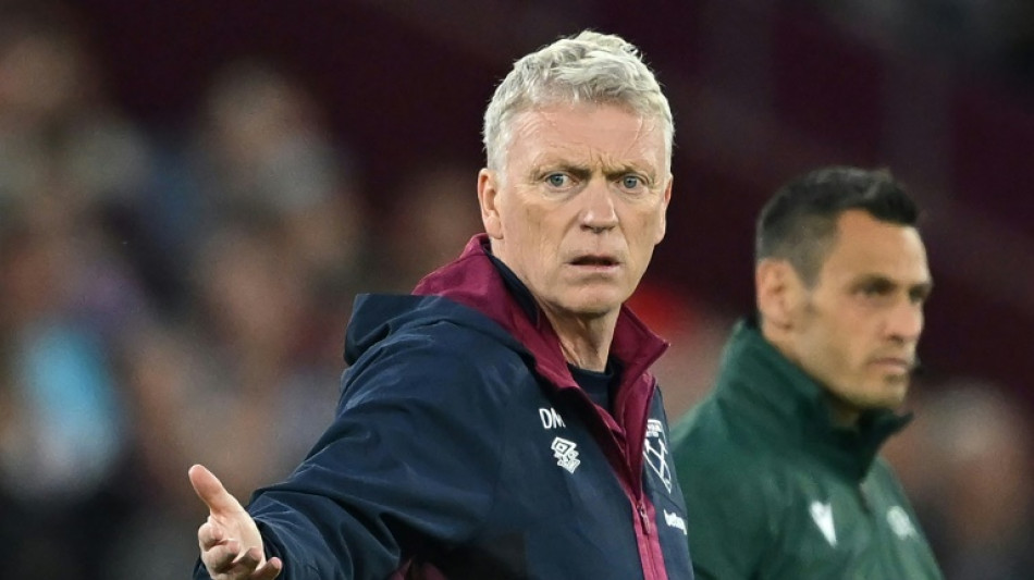 West Ham boss Moyes calls on referee to handle Fiorentina tactics