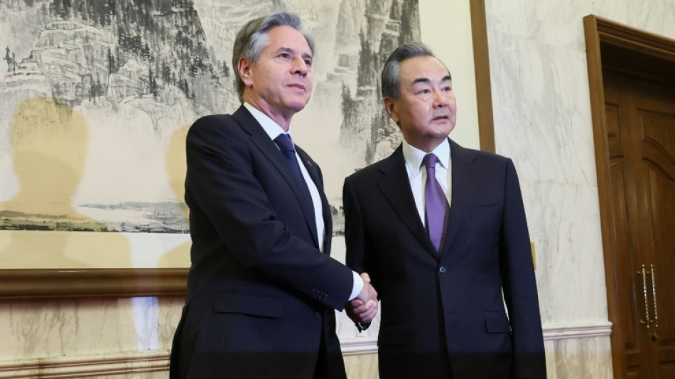 Blinken se re&uacute;ne com presidente chin&ecirc;s e recebe alerta: 'coopera&ccedil;&atilde;o ou conflito'