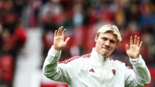 Ten Hag says Hojlund, Reguilon could make Man Utd debuts at Arsenal