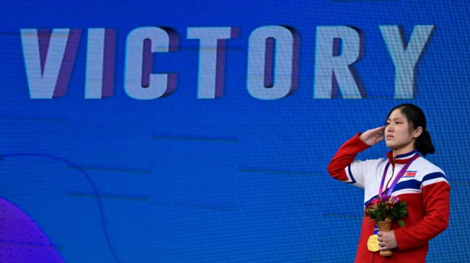 North Korean breaks world record as weightlifting dominance continues