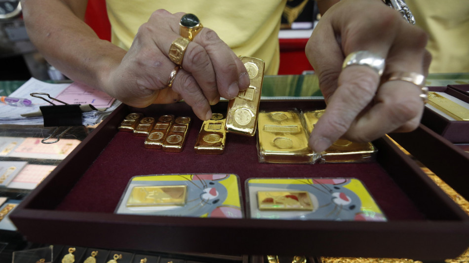 L'oro sale ancora, prezzo spot a 3.614 dollari