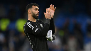 Arsenal boss Arteta could use in-game keeper rotation