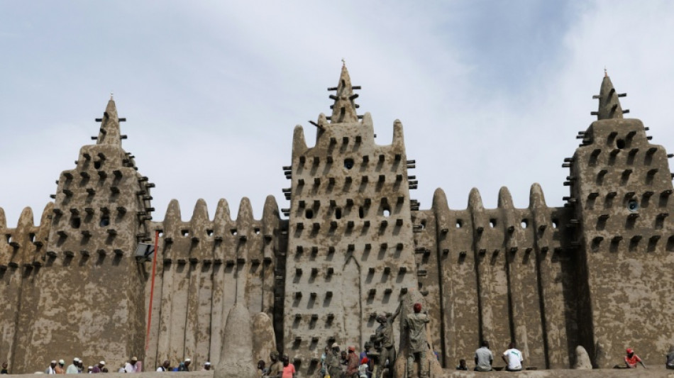 Mali's troubled tourism sector crosses fingers for comeback