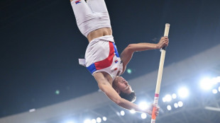 'Villain' Obiena wins Asian Games pole vault gold
